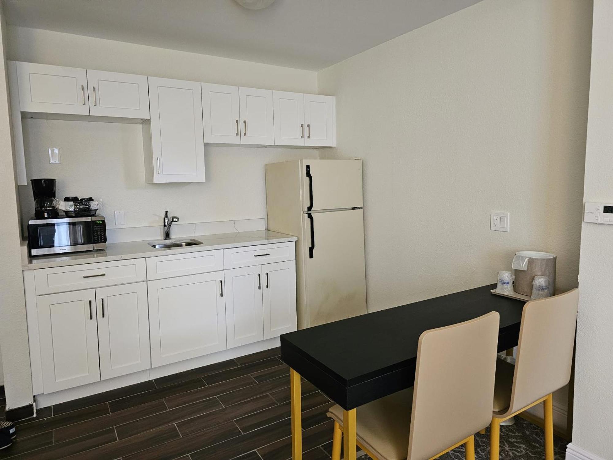 Montreal Suites Orlando Ngoại thất bức ảnh